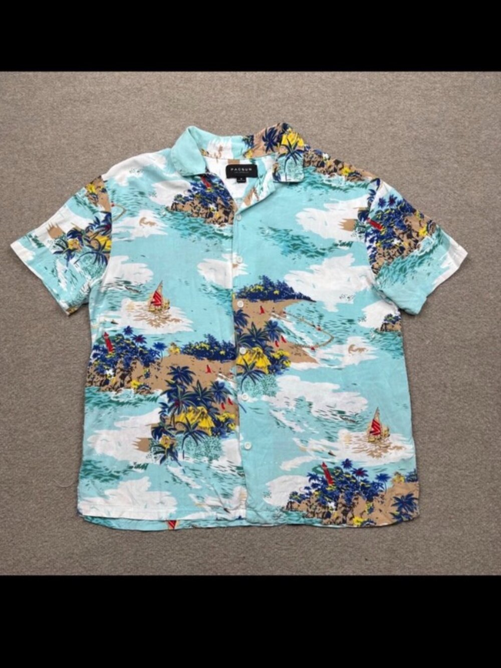 Pacsun Button Up Shirt Size M Blue Short Sleeve Island AOP Lightweight Collared